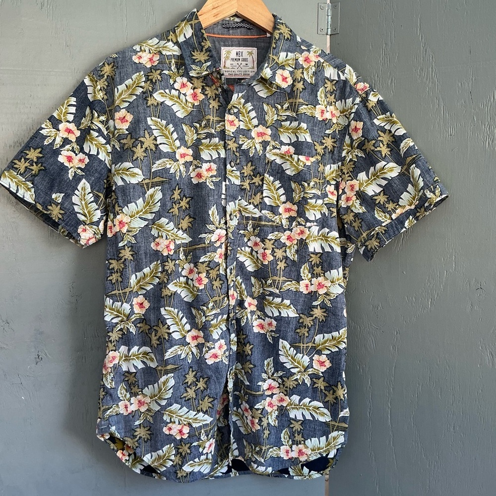 MBX Premium Goods Tropical Collection Hawaiian Men's Shirt Size Large Floral